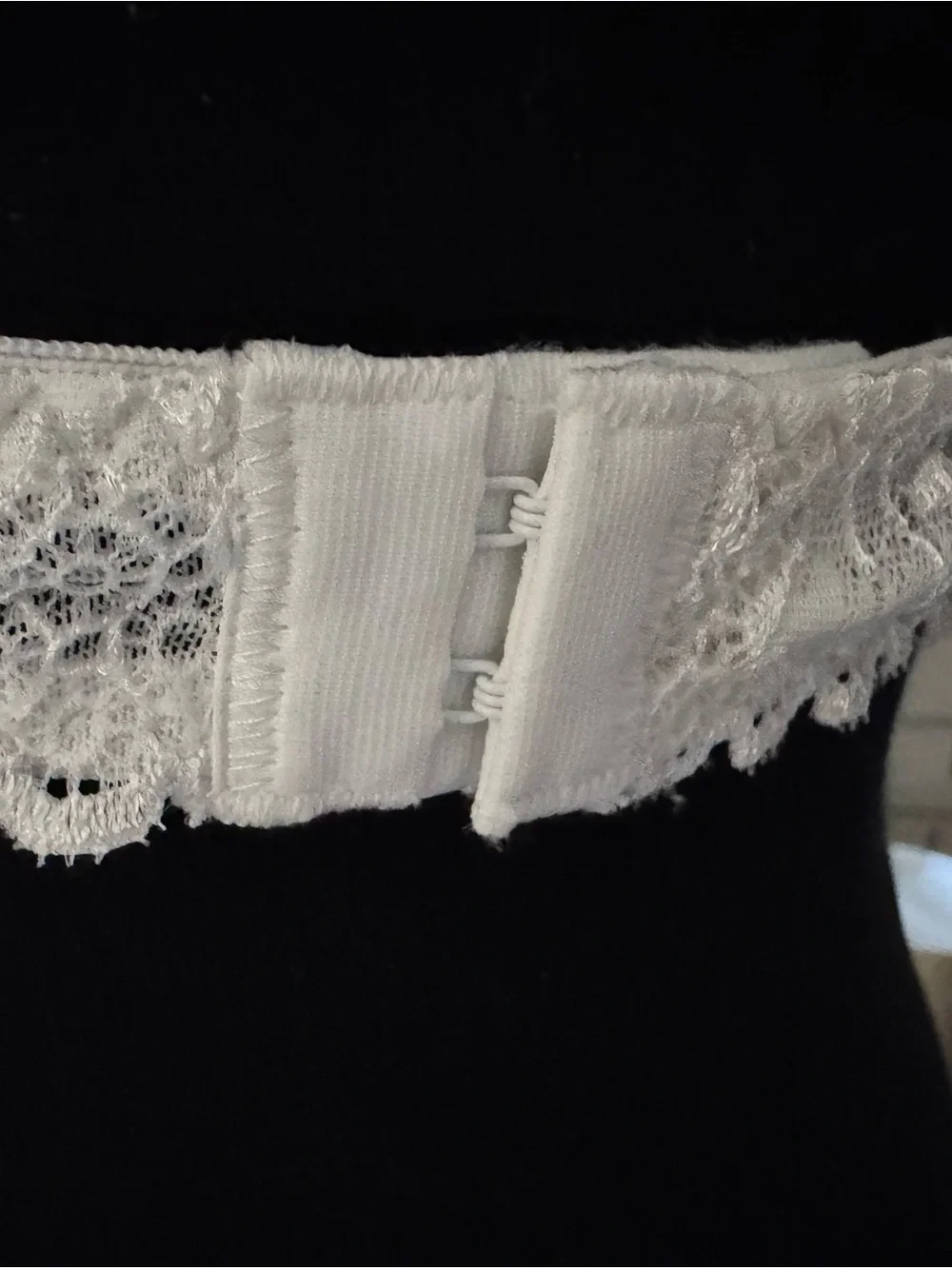 Mad For Love Lace Plunge Halter Bralette in White - Women's Intimates